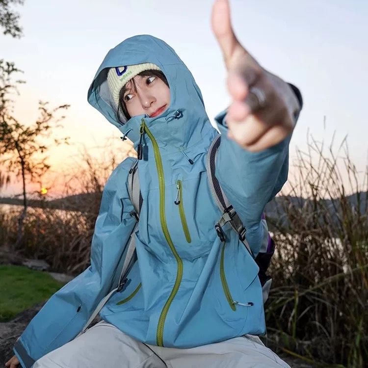 Kongshan Rain Outdoor Hardshell Jacket for Women, Autumn and Winter Windproof and Waterproof Functional Coat, Men's Outdoor Hooded Mountaineering Jacket Kongshan Rain Outdoor Hardshell Jacket for Women, Autumn and Winter Windproof and Waterproof Functional Coat, Men's Outdoor Hooded Mountaineering Jacket