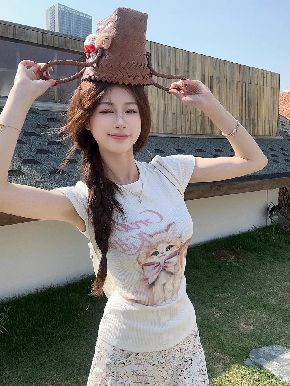 坑条面料美式甜辣妹猫咪正肩短袖恤女夏季修身显瘦收腰上衣可爱修