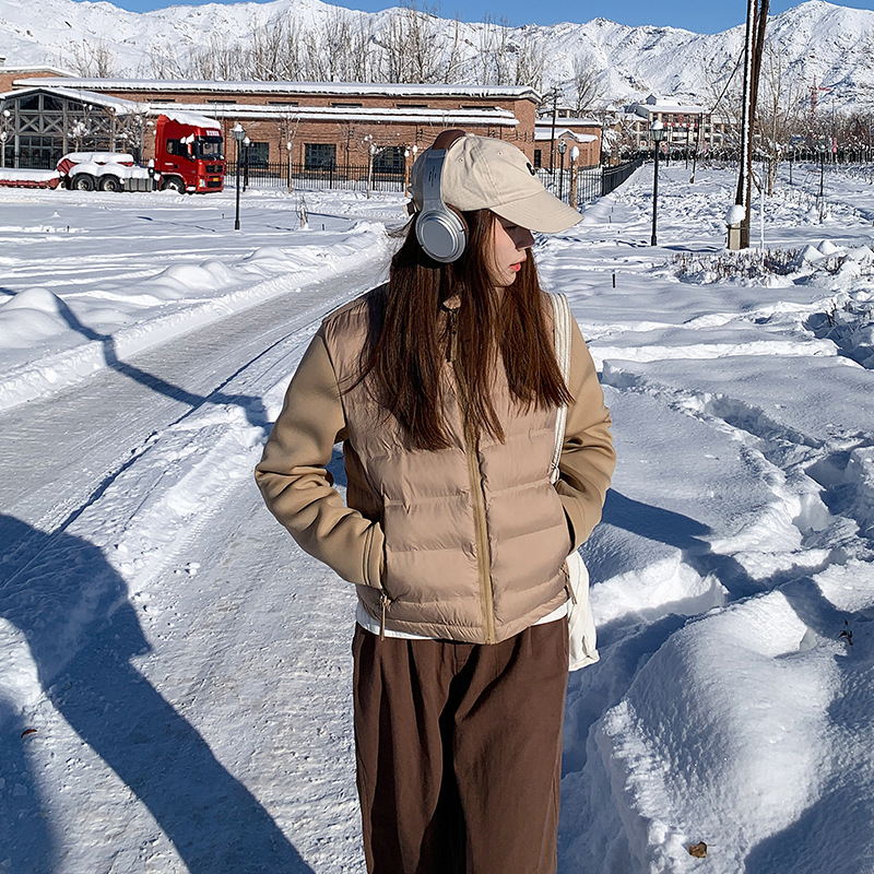 Camacos de algodón de pluma, ropa de algodón de invierno para mujeres 2025, nuevos estilos populares de este año, chaqueta de algodón pequeña, chaqueta de cuello corto