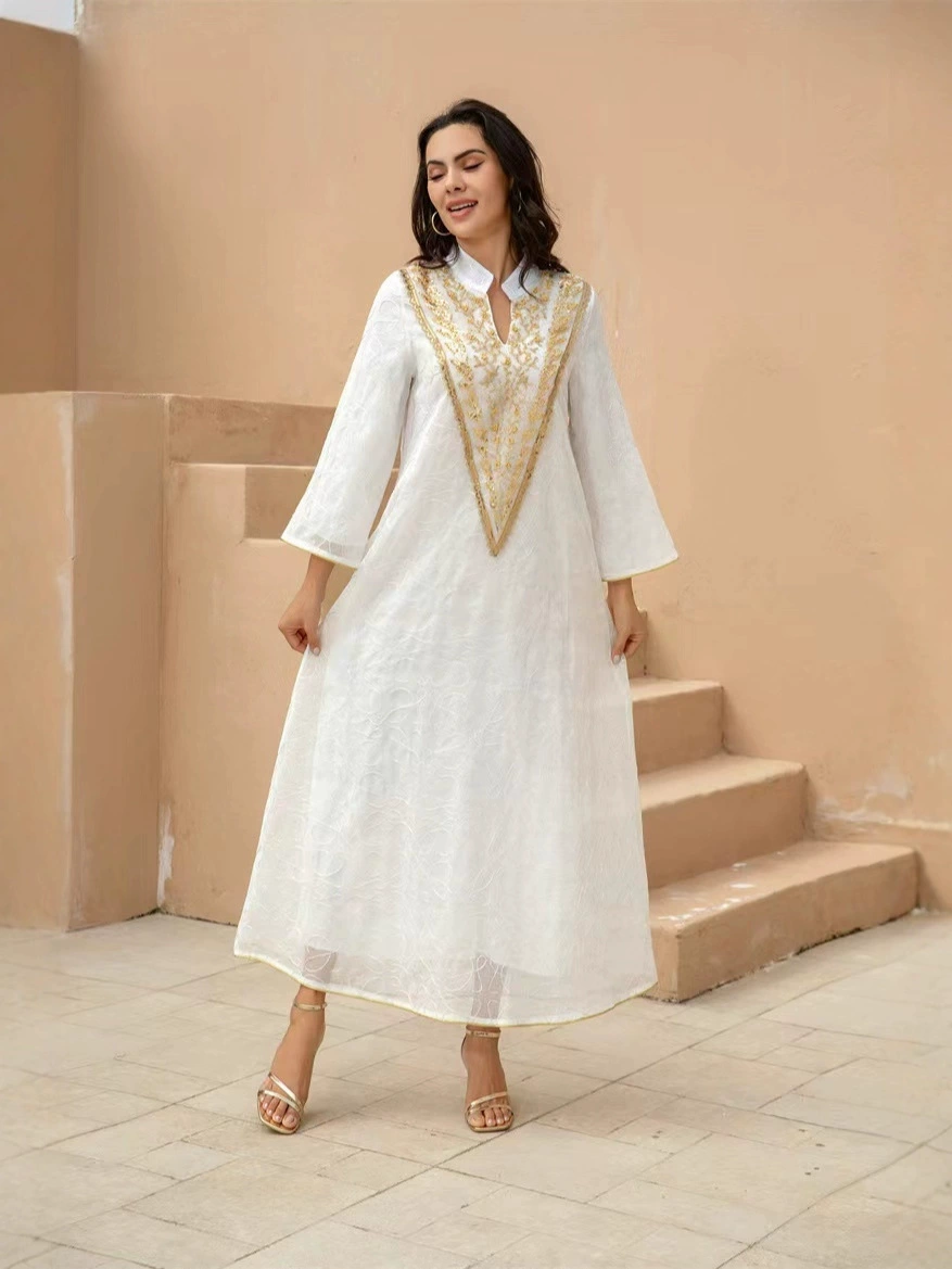 (-border торговля) loose dress, with embroidery, oversize