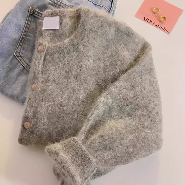 Pick up the leak must enter ~ super good-looking soft waxy crew neck gray knitted cardigan women 2024 autumn and winter new
