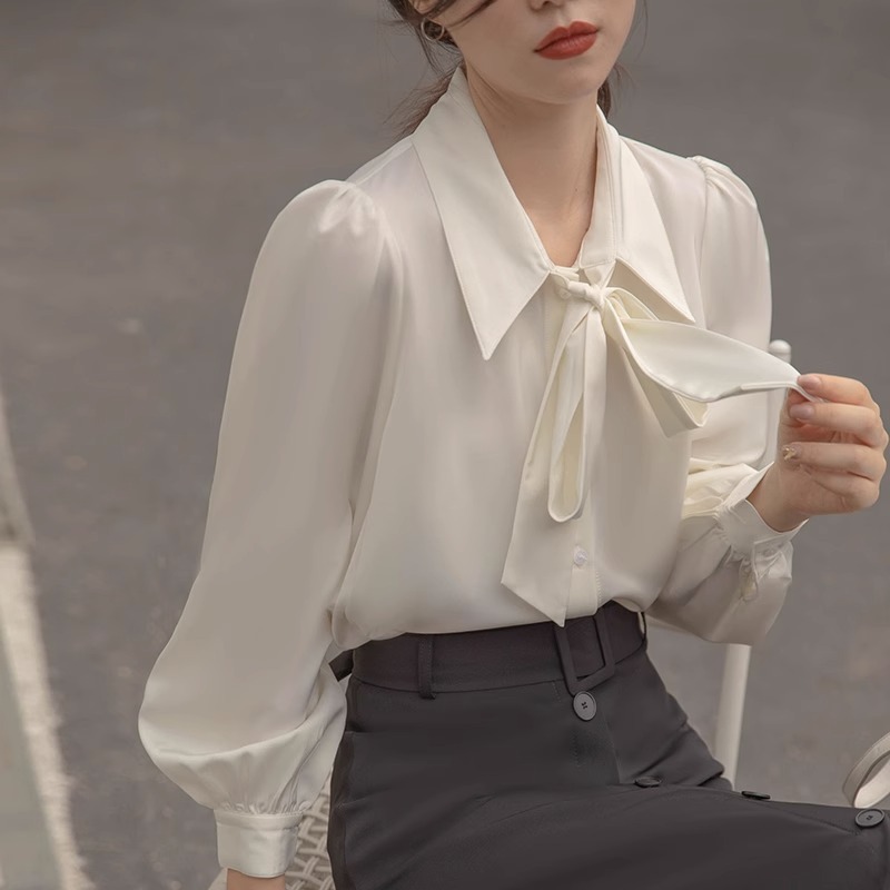 2026 Spring and Autumn New Style Lantern Sleeve Bow Tie Shirt White Inner Shirt Women's Formal Tie Design Top