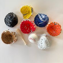 跨境仿真小棒球钥匙扣挂件配饰迷你棒球三件套配件休闲体育小礼品