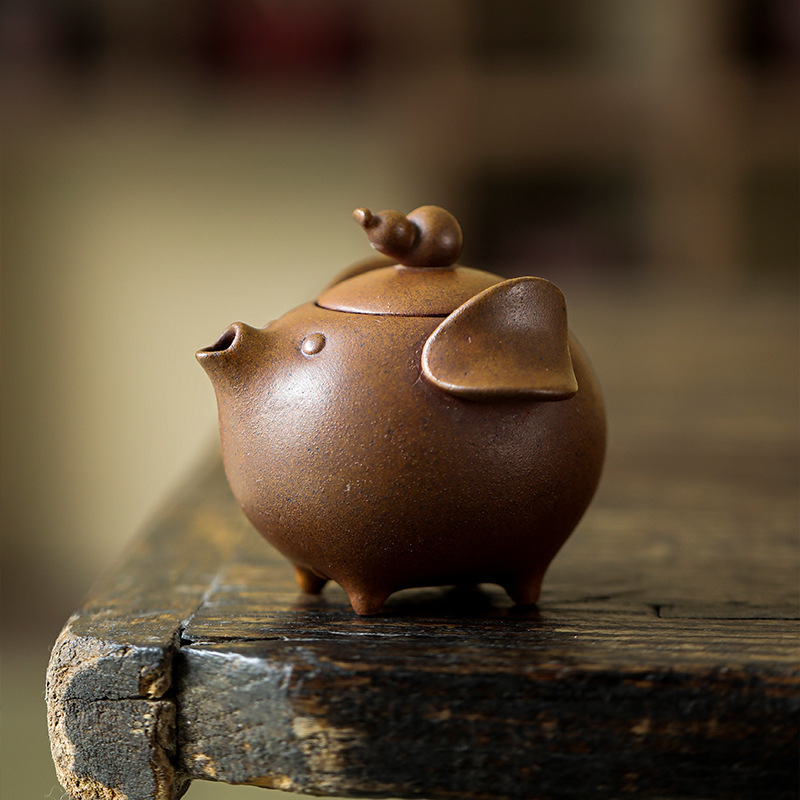 Yishengtang Pure Handmade Small Golden Pig Hand-Held Treasure Bottle Stoneware Retro Tea Pot Chinese Creative Home Tea Set