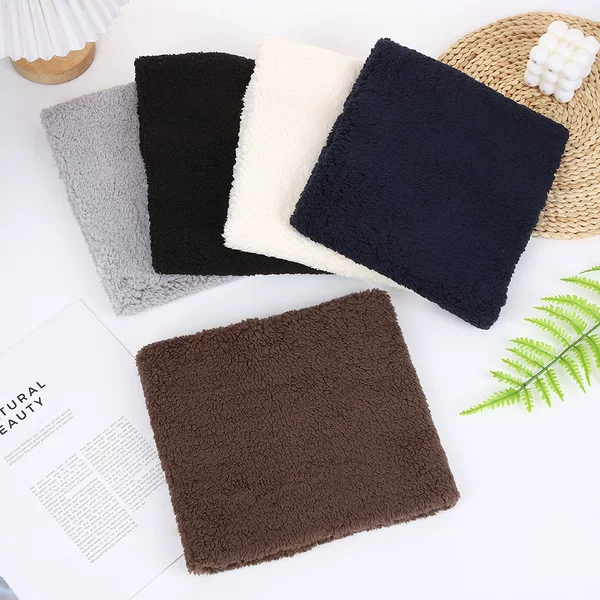 Winter warm neck warmer made of spandex and soft fleece, cold-proof, windproof for outdoor cycling, versatile and soft with rolled edges