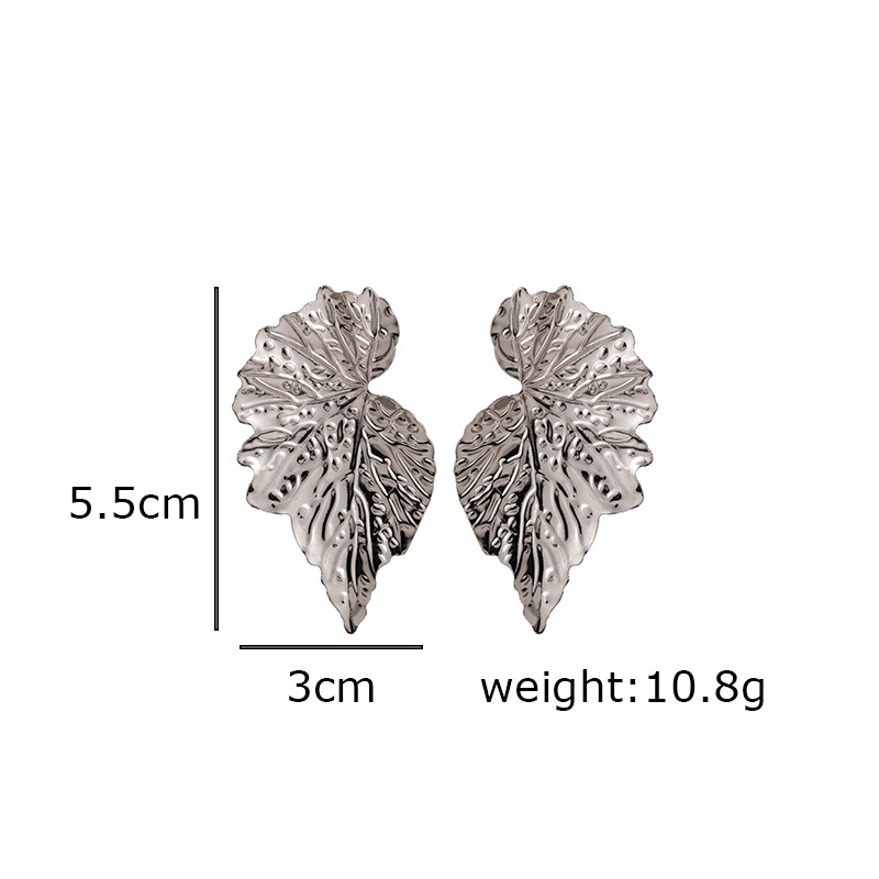 15g Weight 0.05µm-0.08µm Gold Plating Thickness 1 Pair Exaggerated Fashion Punk Leaf Metal Iron Women'S Earrings Ear Studs