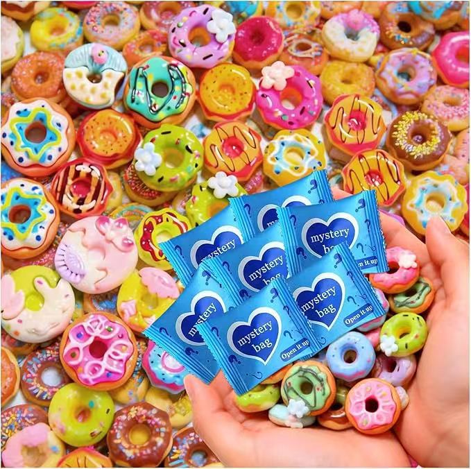 Cross-border English popular animal-themed convenience store food toy bottles, small blind bags, small gifts, toy blind boxes, small ornaments
