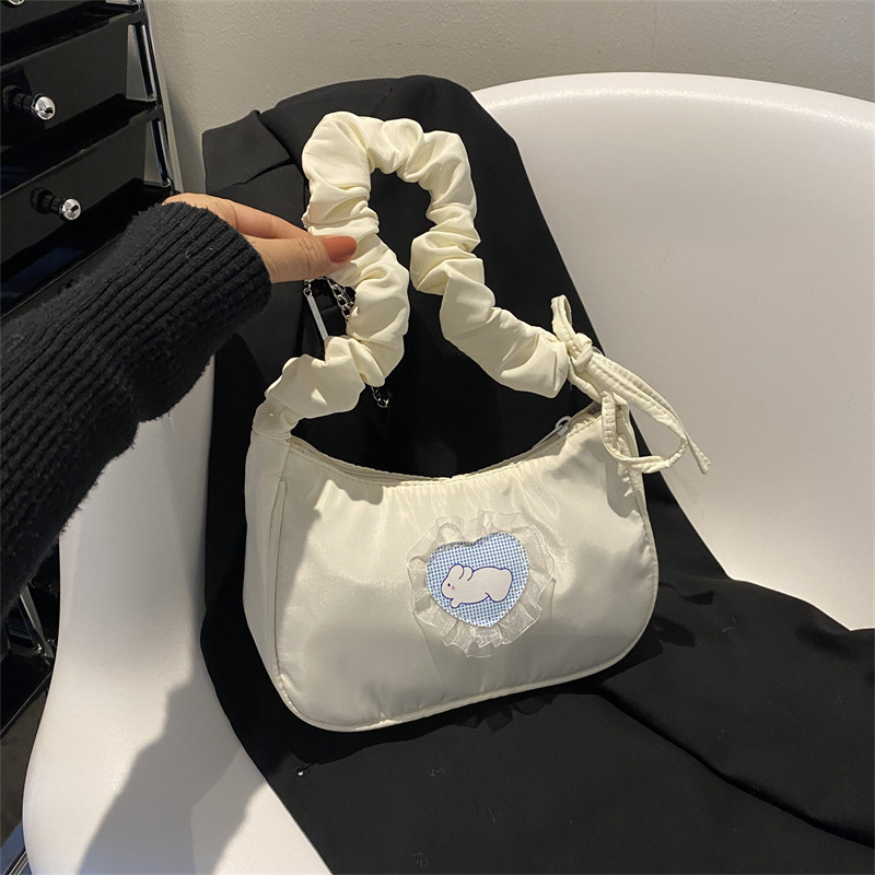 Niche Design Underarm Bag 2024 New Heart Rabbit Lace Single Shoulder Crossbody Bag Trendy Pleated Drawstring Handbag
