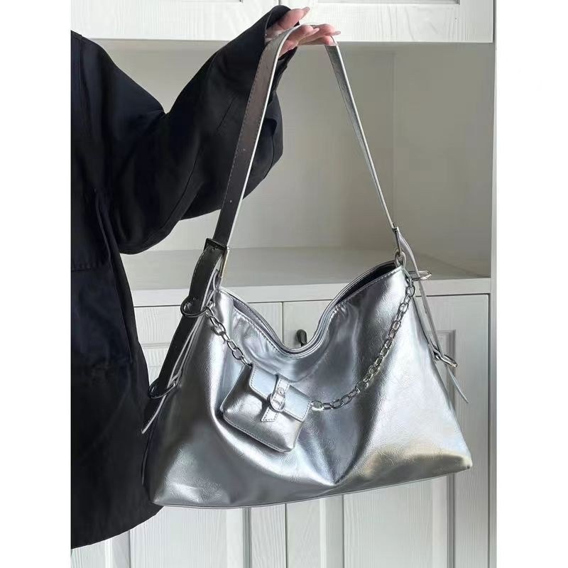 High-end simple armpit bag shoulder bag 2023 spring and summer new women's bag fashionable large-capacity crossbody bag_voghion.com