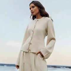 2025年秋冬新款女针织打底衫套头宽松显瘦纯色毛衣保暖内搭长袖
