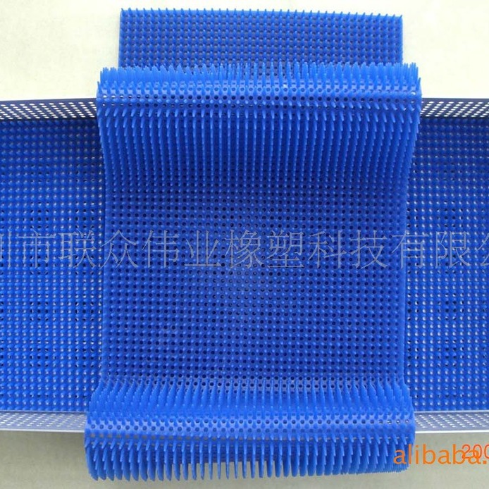 [工厂直供]用于消毒盒清洗筐保护垫医用硅胶垫防护垫480*760*19mm