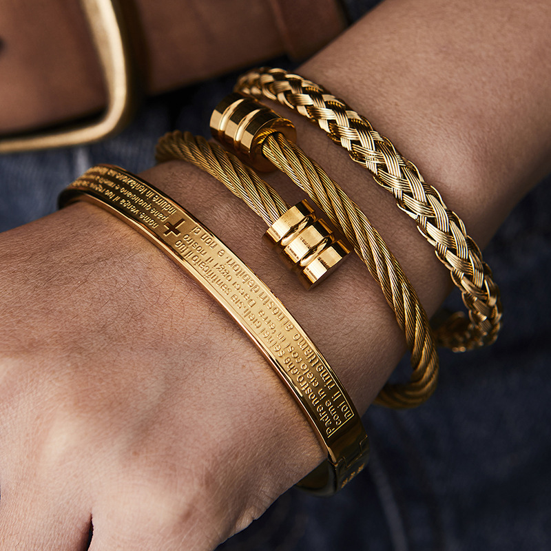 Cabeza redonda dorada Jinwen conjunto de tres piezas