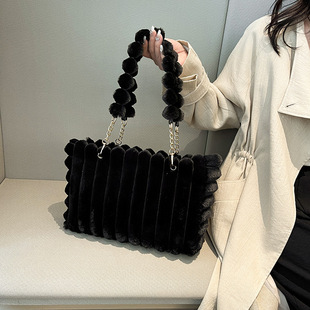 2025�¿�ëë��Ůʿ�r����������e�ٴ�ë�q�μ��Ҹ�´�����ذ�