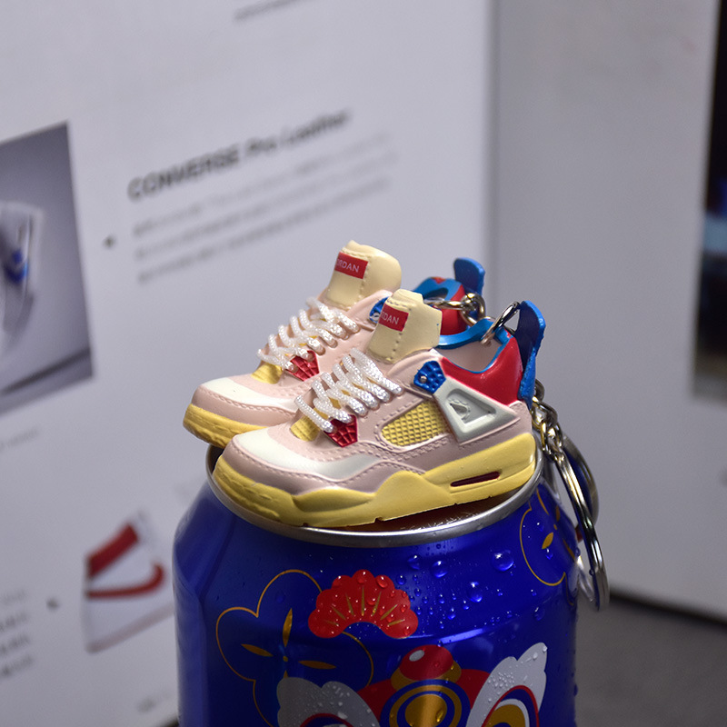 Creative Aj Keychain Basketball Shoe 3D Model Bag Handmade Swoosh Ow Collaboration Car Pendant Ornament Trendy Item