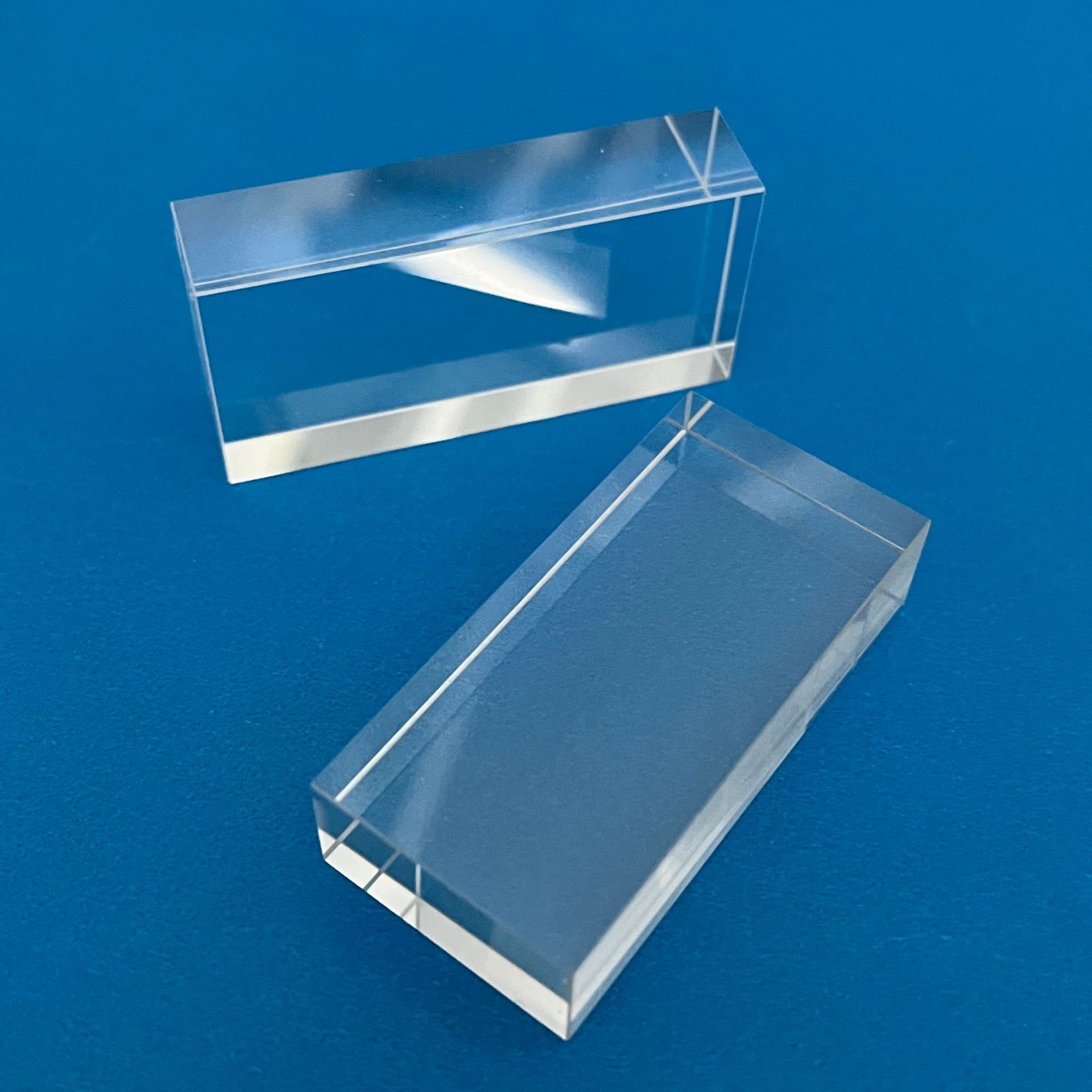 信田科技蓝宝石晶体50*24*12