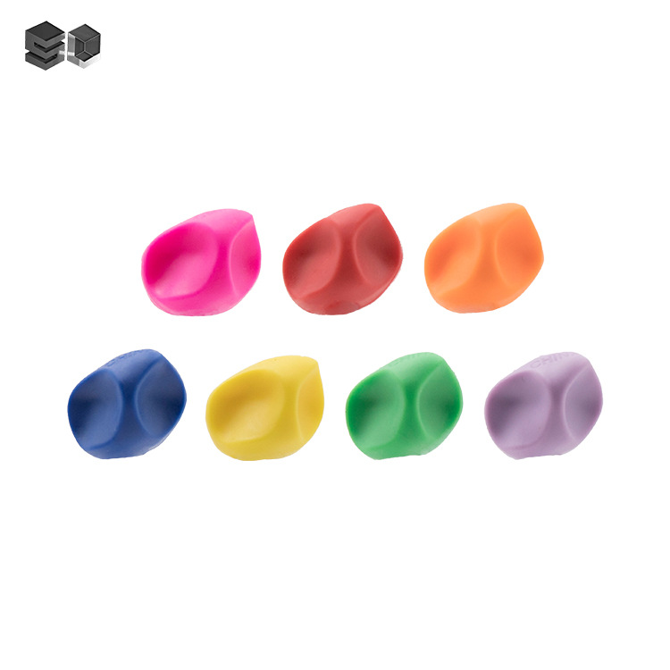 Suministro directo de fábrica Titular de la pluma Estudiante de la escuela primaria Cubierta de la pluma dura de 7 colores Titular de la pluma de escritura de doble cabeza Titular de la pluma de los niños Corrector