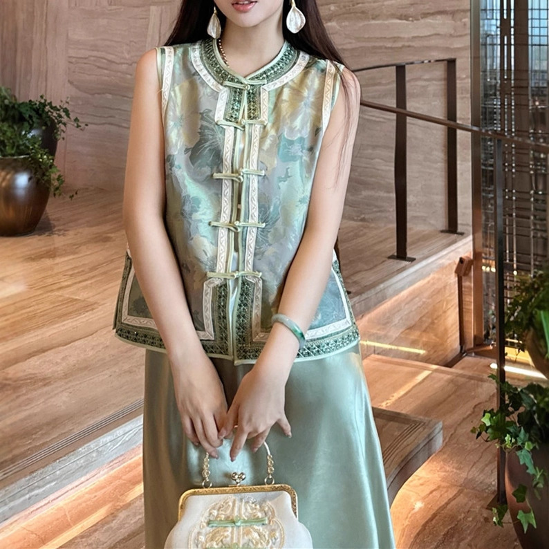 南油女装新中式真丝马甲2025新品年轻款时尚减龄百搭叠穿无袖上衣|undefined