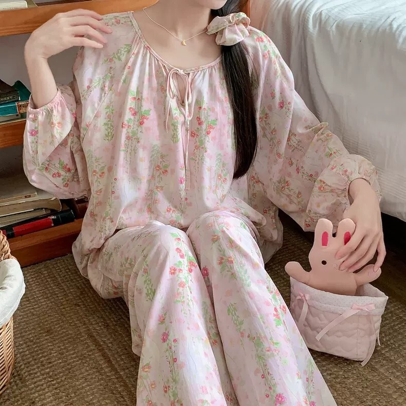 Long-Sleeve and Long-Pants with Chest Pad Style Cotton Silk Spring and Summer Pajamas for Women with Chinese Style Lantern Sleeves, Long-Sleeve and Long-Pants with Pockets Loungewear