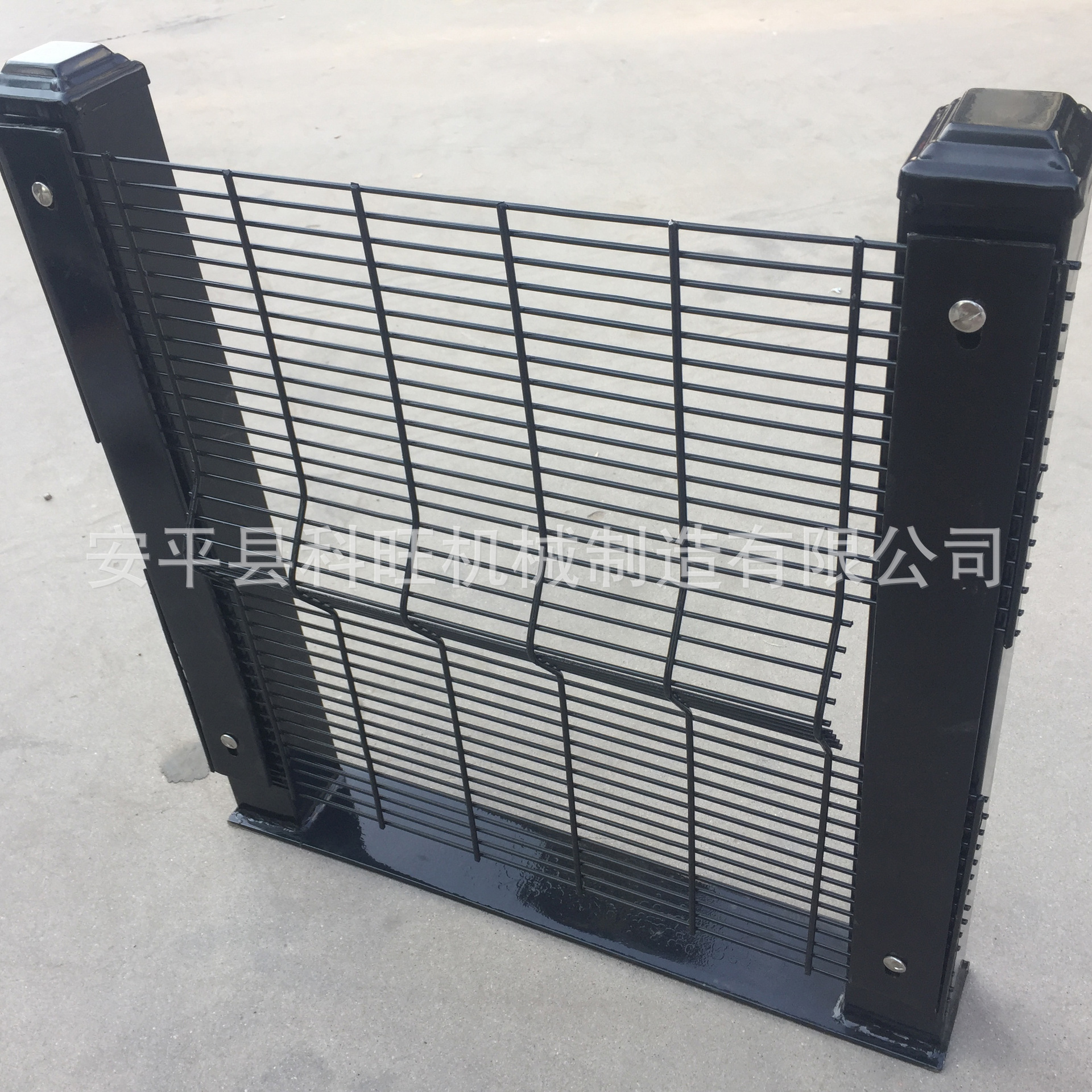 Cerco de soldadura de metal, red de cerca de puñalada de cuchillo de carretera de patrulla, red de aislamiento de patrón denso de prisión, red de protección de aislamiento de zona de advertencia