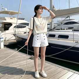 夏季米黄色猫咪印花短袖T恤女宽松慵懒百搭透气卡通圆领上衣批发