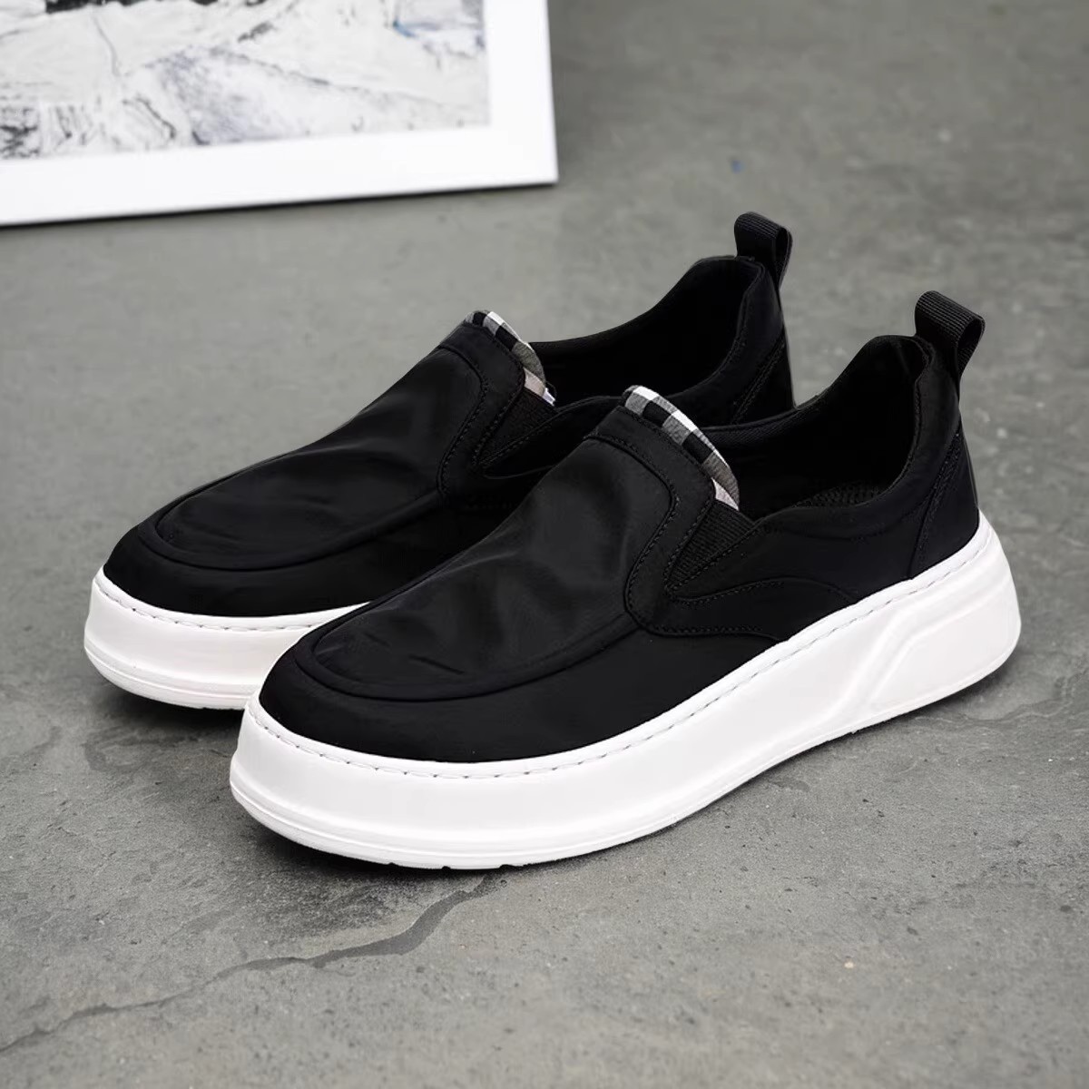 High Appearance Value Cloth Shoes Fashion Black American Style Fashion Light Luxury Handsome Casual Shoes Stretch Dirt Resistant Wear-resistant Board Shoes for Men