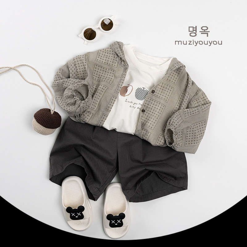 Ropa de protección solar para niños coreanos 2025 nuevo estilo para niños y niñas Cárdigan delgado con aire acondicionado para niños Chaqueta japonesa coreana para niños