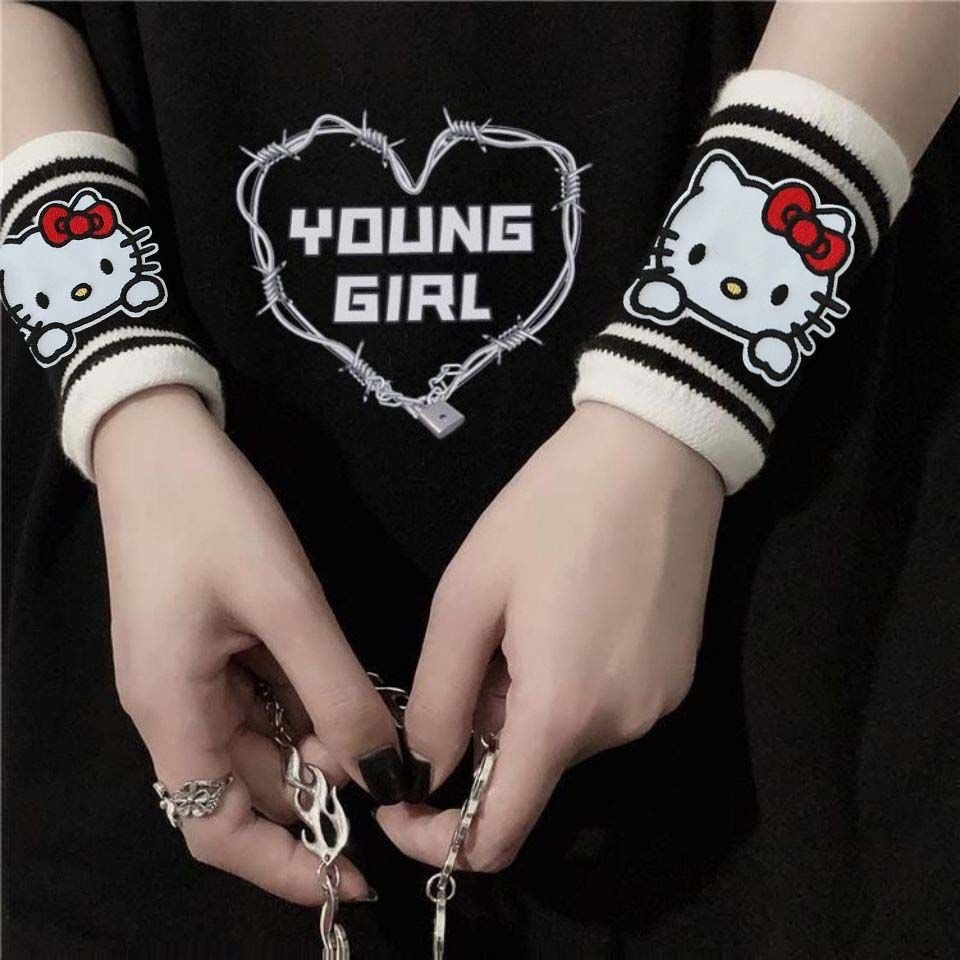 网红暗黑系HelloKitty护腕运动专用手腕带少女心健身防扭伤手指套