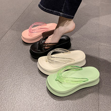 厚底高跟人字拖女外穿2025春夏季新款海边沙滩凉鞋踩屎感夹脚拖鞋