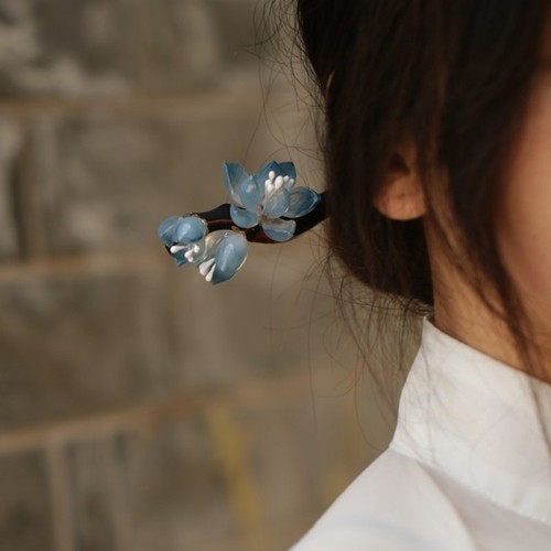 Blue Ancient Style Magnolia Hairpin, Simple Wood Hairpin Tray, Round Bun, National Style Summer High-End Design Hairpin for Women