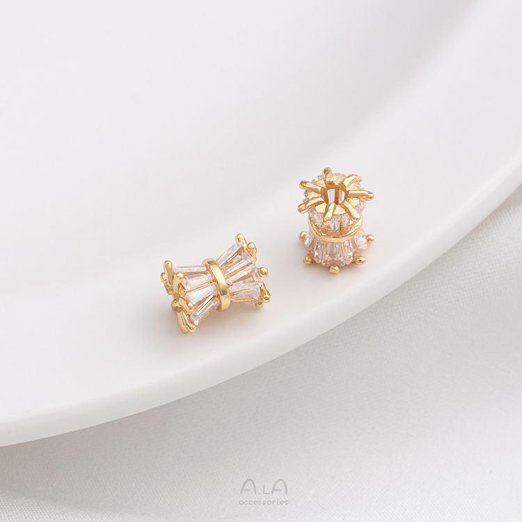 3g Weight Spacer Bars Jewelry Making Type 6.5.* 5mm, 7 * 3mm, 8 * 4mm Jewelry Making Size 14K Gold Plated Plating Material Zircon Inlay Material DIY Jewelry Accessories Classification 1 Piece Quantity Copper Material Geometric, Solid Color Pattern Polished Finish Inlay Design Casual, Simple Style Style 1 Piece 6.5.* 5mm 7 * 3mm 8 * 4mm Copper Zircon 14K Gold Plated Geometric Solid Color Polished Spacer Bars 5