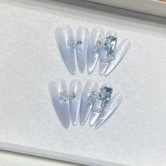 淺來美甲【原創】高級感輕奢貓眼碎鑽星海爆閃香檳鑽純手工穿戴甲