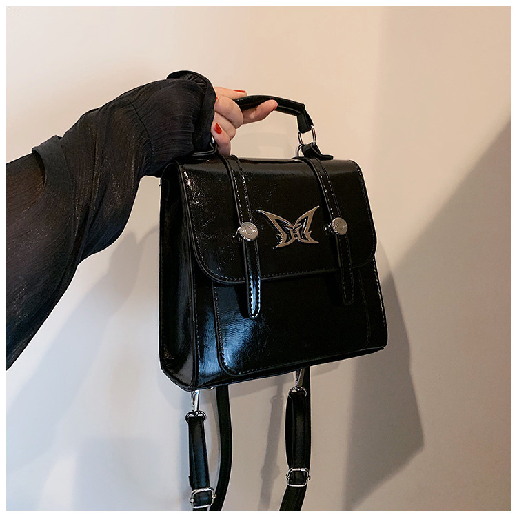 2023 Nuova borsa da donna di vendita calda Farfalla Hardware in metallo bianco Zaino a tracolla singola Borsa da donna Spicy Girl Millennium 2KY_voghion.com