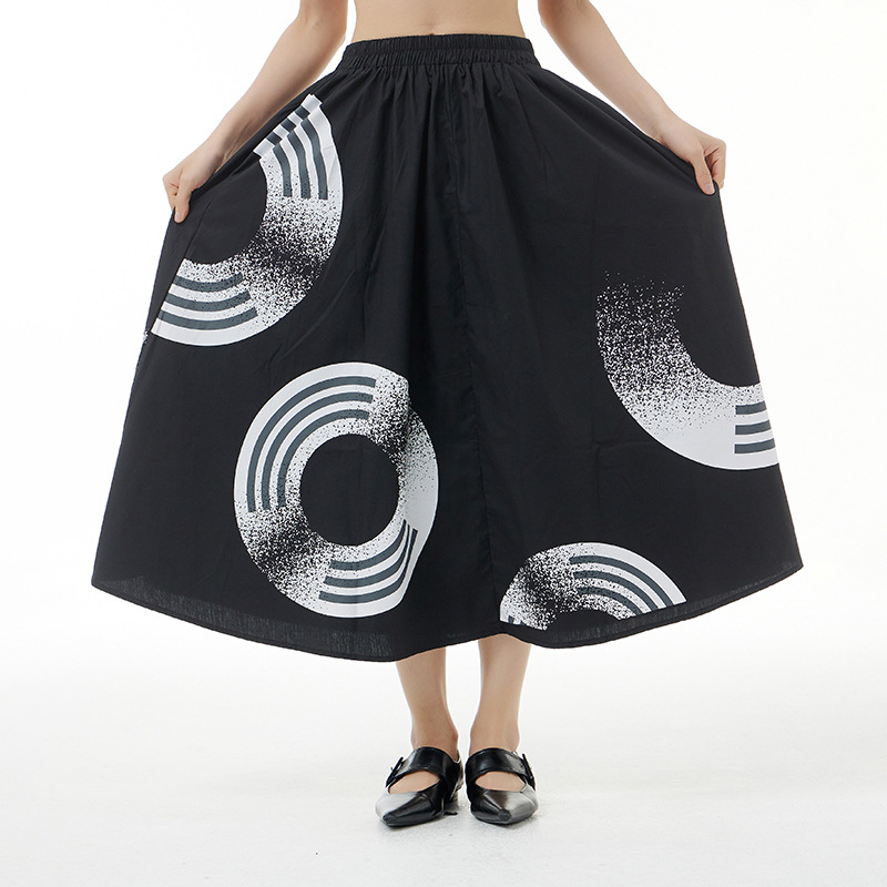 2022 summer new pattern Large Women's wear Easy Show thin Large skirt circular stripe printing skirt 2821