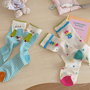 �������m��Ů����W��͸���ɫ���cС��С����ͨ���m�n����Ͳ�m��