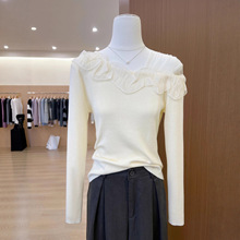2025秋装新款法式复古蕾丝花朵拼接针织衫女长袖打底衫上衣感