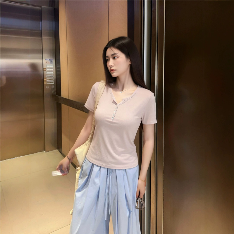 Silk and Cashmere Blend Henley Collar Short-Sleeve Women's Thin Stretch Slim-Fit Half-Button T-Shirt in Solid Color, Versatile and Slimming