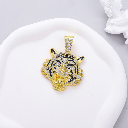 Overseas and American Hip-Hop Jewelry and Accessories Exaggerated Tiger Head Pendant Necklace for Men, Cool Nightclub and Party Decorations