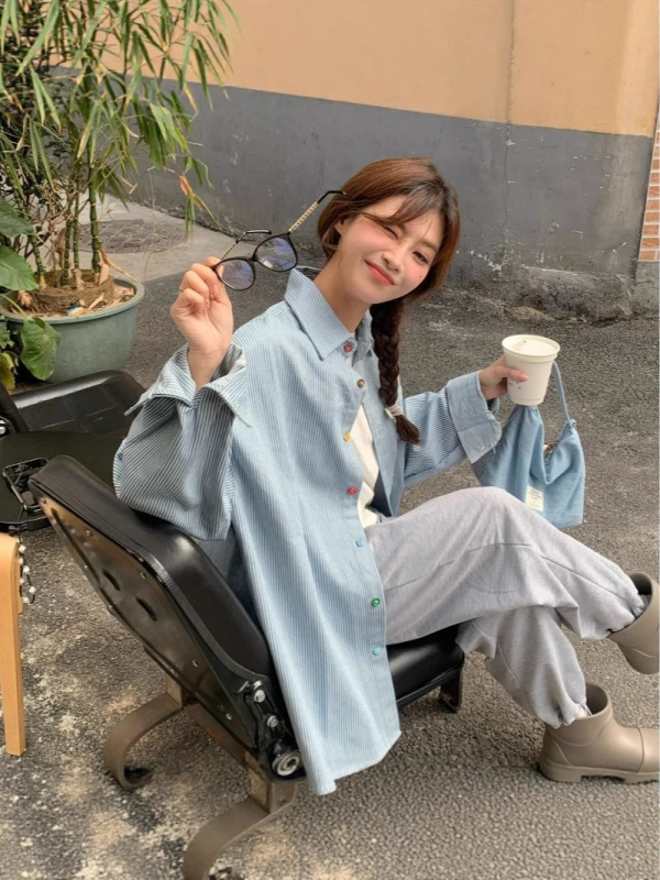 韩系彩色纽扣条纹衬衫女春秋设计感洋气小众开春爆款长袖衬衣外套|undefined