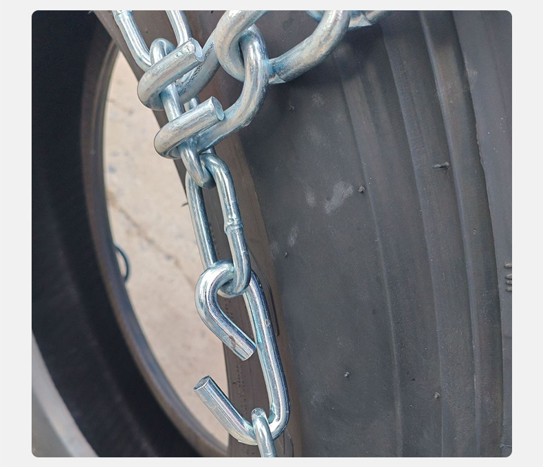 Truck tire anti-skid chains with spikes, grip-enhancing alloy steel, wear-resistant, for snow and ice breaking, thickened and reinforced anti-skid chains