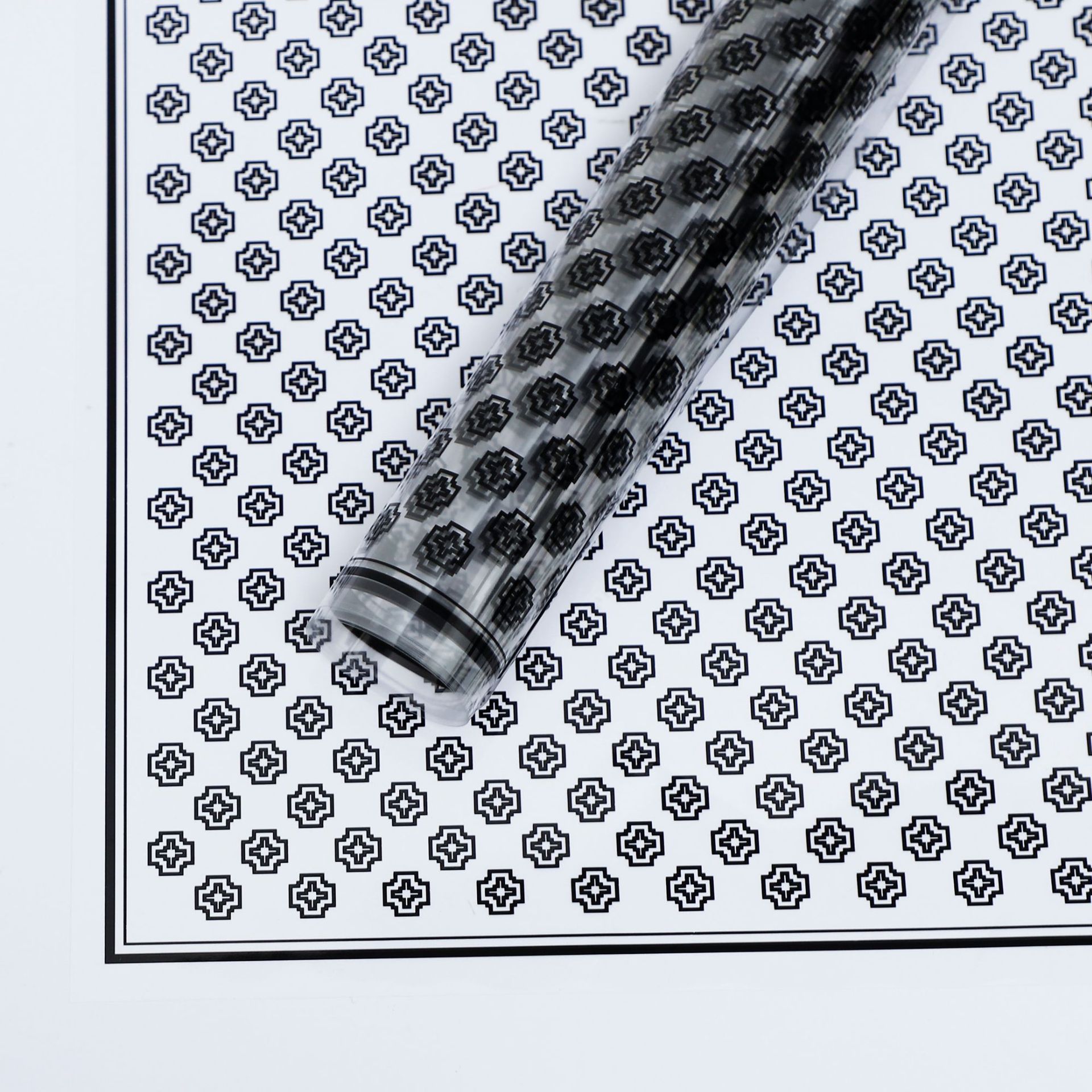 Flor fiesta fábrica al por mayor nuevo paquete de impresión completa de papel de vidrio flor caja de regalo de embalaje florista ramo de flores papel de embalaje flor