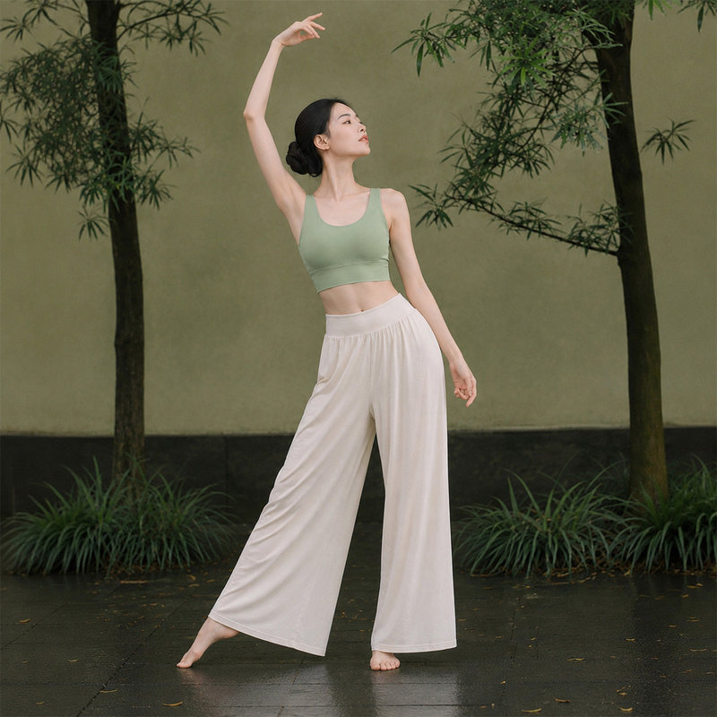 Women's Yoga Clothing Set 2026 New High-End Shockproof Vest Loose Breathable Wide-Leg Pants Gym Training Wear