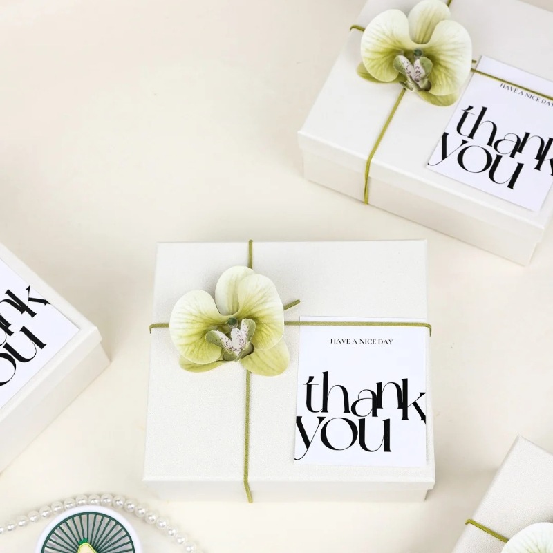 La industria de belleza abrió una caja de regalo para acompañar al salón de belleza para enviar a los clientes un regalo creativo de alto nivel de martillo de 18 cajas vacías lujosas