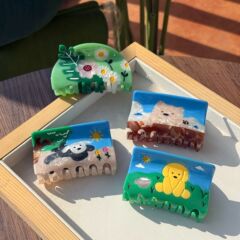 新しい酢酸は犬の花の日光の芝生の白い雲のかわいい動物のヘアピンの漫画のヘアピンの髪飾りをつかみます。
