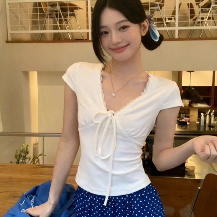 French White Lace-Trimmed Sexy Deep V-Neck Lace-Up Short-Sleeved T-Shirt for Women, New Summer Style Slim-Fitting Hot Girl Top