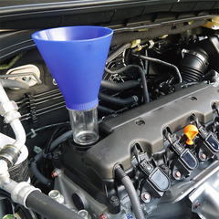 車のエンジンのオイルの給油のじょうごは油をこぼさないでねじをつけてトヨタの起亜の現代などの自動車を適用します。