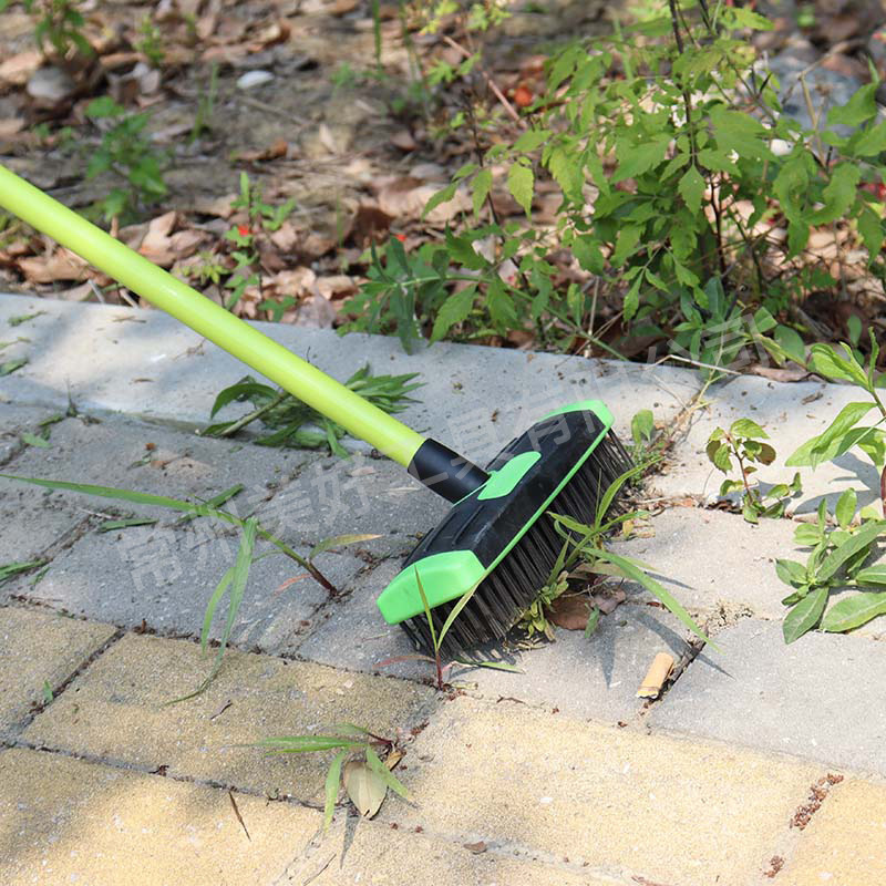 Weed brush/weeding brush/retractable multi-purpose wire brush/deck brush/moss cleaning brush Weed brush/weeding brush/retractable multi-purpose wire brush/deck brush/moss cleaning brush