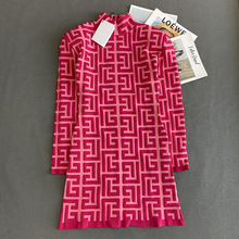巴尔曼针织立领长袖连衣裙粉色气质显瘦字母立体2022夏季新品拉链