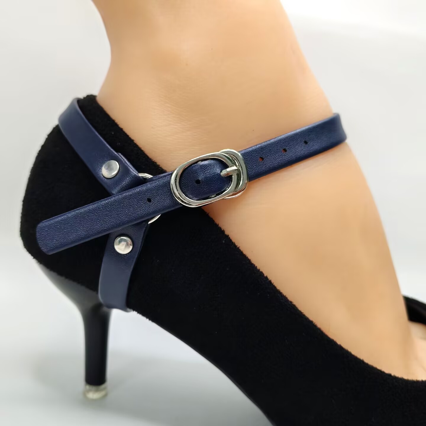 Leather surface, navy blue [Versatile triangle style] pair