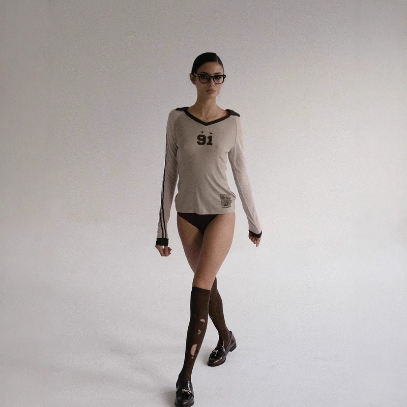 Badbloo V-Neck Long-Sleeved T-Shirt Women's Slim Fit Hot Girl Top 2024 Spring & Fall Sports Jersey Japanese and Korean Casual