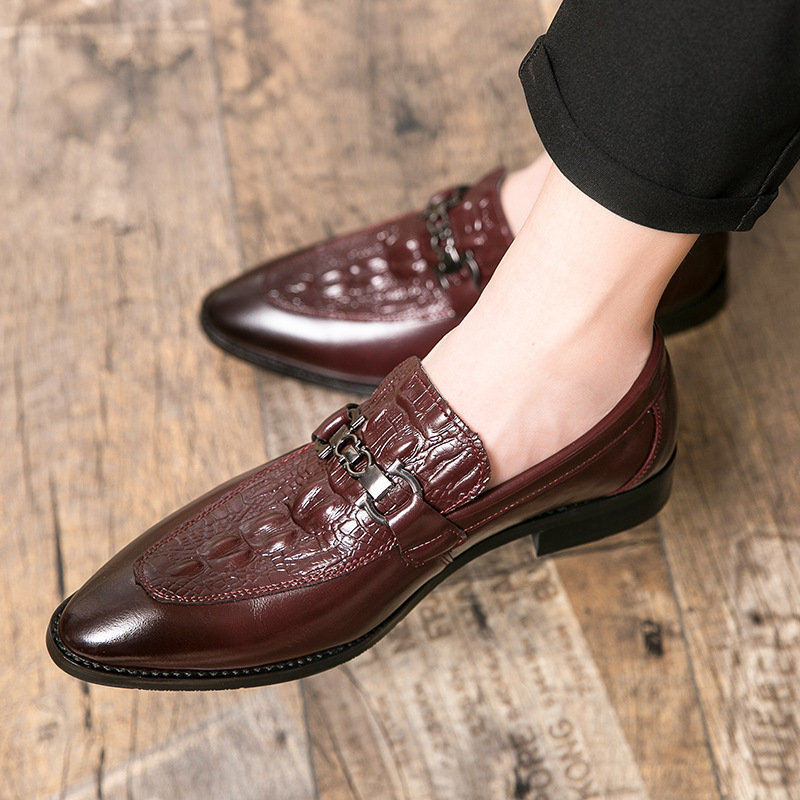 2024 primavera transfronteriza grande casual zapatos de cuero con patrón de pescado zapatos de cuero puntuales comerciales para hombres zapatos Lefour